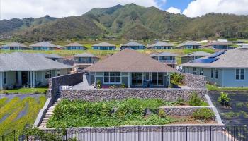 37  Kupaloke St , Wailuku home - photo 3 of 48