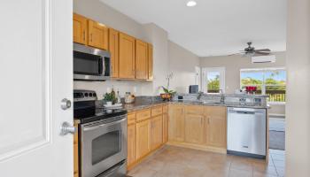 The Breakers condo # D-33, Lahaina, Hawaii - photo 4 of 38