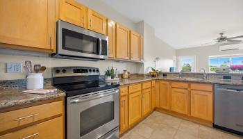 The Breakers condo # D-33, Lahaina, Hawaii - photo 6 of 38