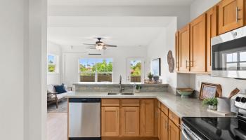 The Breakers condo # E20, Lahaina, Hawaii - photo 1 of 31
