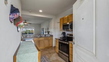 The Breakers condo # E32, Lahaina, Hawaii - photo 6 of 40