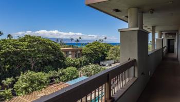 The Breakers condo # E43, Lahaina, Hawaii - photo 4 of 40