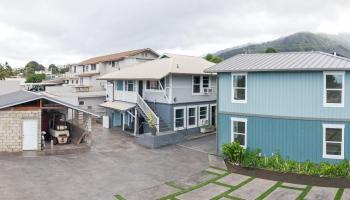 372  Market St Happy Valley, Wailuku home - photo 6 of 36