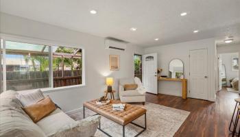 374  A Kalua Rd , Wailuku home - photo 2 of 42