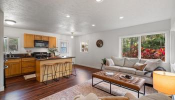 374  A Kalua Rd , Wailuku home - photo 3 of 42