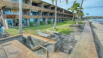 Kulakane condo # 114, Lahaina, Hawaii - photo 6 of 36