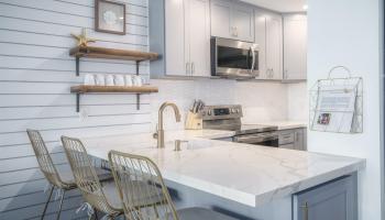 Kulakane condo # 303, Lahaina, Hawaii - photo 3 of 30