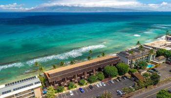 Kulakane condo # 313, Lahaina, Hawaii - photo 2 of 38