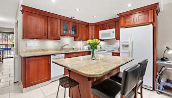 Leinani Apts condo # 202, Lahaina, Hawaii - photo 4 of 22