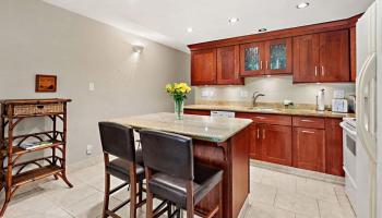 Leinani Apts condo # 202, Lahaina, Hawaii - photo 6 of 22