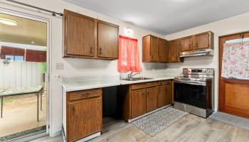 376  Kalua Pl , Wailuku home - photo 3 of 41