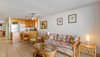 Makani Sands condo # 103, Lahaina, Hawaii - photo 4 of 40