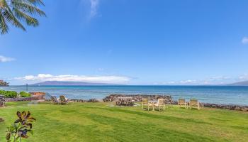 Kaleialoha condo # 106, Lahaina, Hawaii - photo 2 of 35