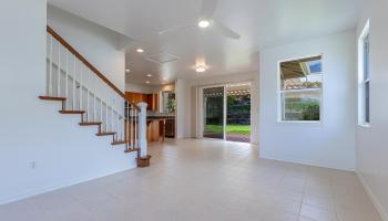 38  Maunaleo St Kehalani, Wailuku home - photo 4 of 38