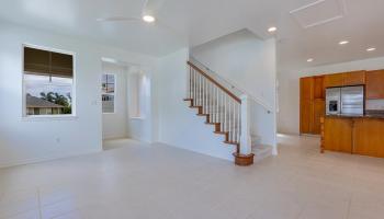 38  Maunaleo St Kehalani, Wailuku home - photo 6 of 38