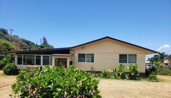 385 Nenea St Happy Valley, Wailuku home - photo 4 of 10 385 Nenea St Happy Valley, Wailuku home - photo 4 of 10
