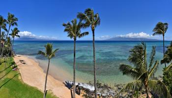 Hale Mahina condo # A-401, Lahaina, Hawaii - photo 5 of 39