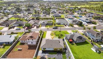 39  Hoola Hou St , Wailuku home - photo 2 of 25