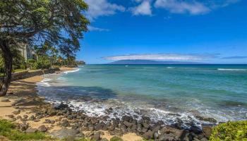 Kuleana I condo # 203, Lahaina, Hawaii - photo 2 of 20