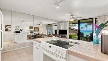 Polynesian Shores condo # 115, Lahaina, Hawaii - photo 6 of 38
