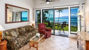 Polynesian Shores condo # 202, Lahaina, Hawaii - photo 6 of 30