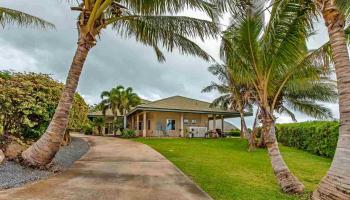 40 Awaiku St Launiupoko, Lahaina home - photo 2 of 2 40 Awaiku St Launiupoko, Lahaina home - photo 2 of 2
