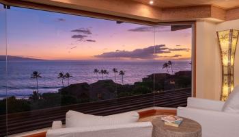 Wailea Point I II III condo # 2904, Kihei, Hawaii - photo 6 of 33