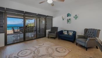 Mahinahina Beach condo # 215, Lahaina, Hawaii - photo 6 of 50