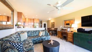 Mahina Surf condo # 121, Lahaina, Hawaii - photo 4 of 17