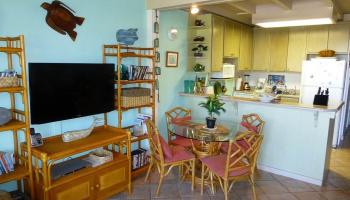 Mahina Surf condo # 207, Lahaina, Hawaii - photo 5 of 25