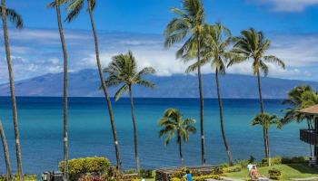 Mahina Surf condo # 221, Lahaina, Hawaii - photo 3 of 30