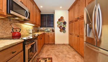 Sands of Kahana condo # 355, Lahaina, Hawaii - photo 4 of 30