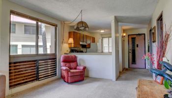 Kahana Manor condo # 201, Lahaina, Hawaii - photo 6 of 22