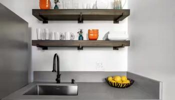 Kahana Manor condo # 210, Lahaina, Hawaii - photo 6 of 28