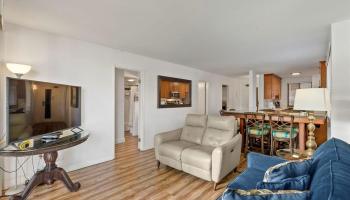 Kahana Manor condo # 220, Lahaina, Hawaii - photo 5 of 28