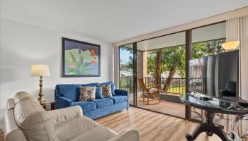 Kahana Manor condo # 220, Lahaina, Hawaii - photo 1 of 19