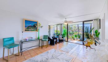 Kahana Manor condo # 302, Lahaina, Hawaii - photo 5 of 50