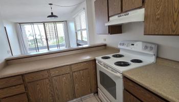 Kahana Manor condo # 401, Lahaina, Hawaii - photo 2 of 12