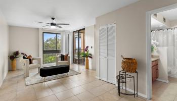 Kahana Manor condo # 609, Lahaina, Hawaii - photo 2 of 29