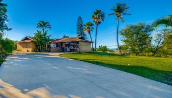 432  Kupulau Dr , Maui Meadows home - photo 3 of 23