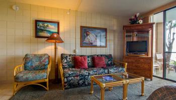 Valley Isle Resort condo # 107, Lahaina, Hawaii - photo 2 of 13 Valley Isle Resort condo # 107, Lahaina, Hawaii - photo 2 of 13