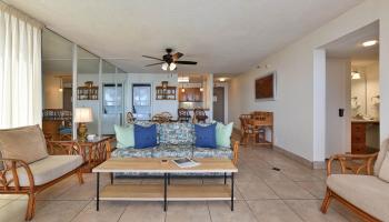 Valley Isle Resort condo # 1104B, Lahaina, Hawaii - photo 4 of 38