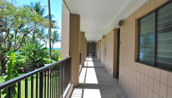 Valley Isle Resort condo # 208, Lahaina, Hawaii - photo 5 of 7