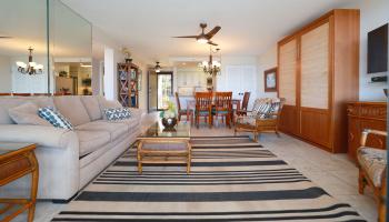 Valley Isle Resort condo # 208, Lahaina, Hawaii - photo 6 of 48