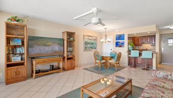 Valley Isle Resort condo # 309, Lahaina, Hawaii - photo 2 of 31