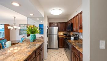 Valley Isle Resort condo # 309, Lahaina, Hawaii - photo 6 of 31