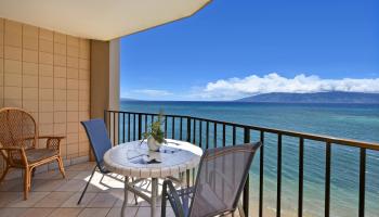 Valley Isle Resort condo # 410B, Lahaina, Hawaii - photo 5 of 30