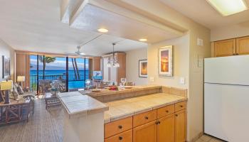 Valley Isle Resort condo # 502B, Lahaina, Hawaii - photo 4 of 38