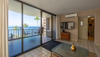 Valley Isle Resort condo # 601, Lahaina, Hawaii - photo 3 of 32