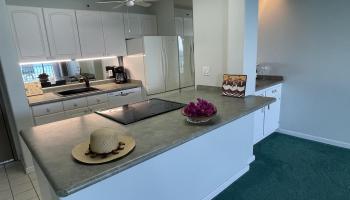 Valley Isle Resort condo # 608, Lahaina, Hawaii - photo 4 of 40